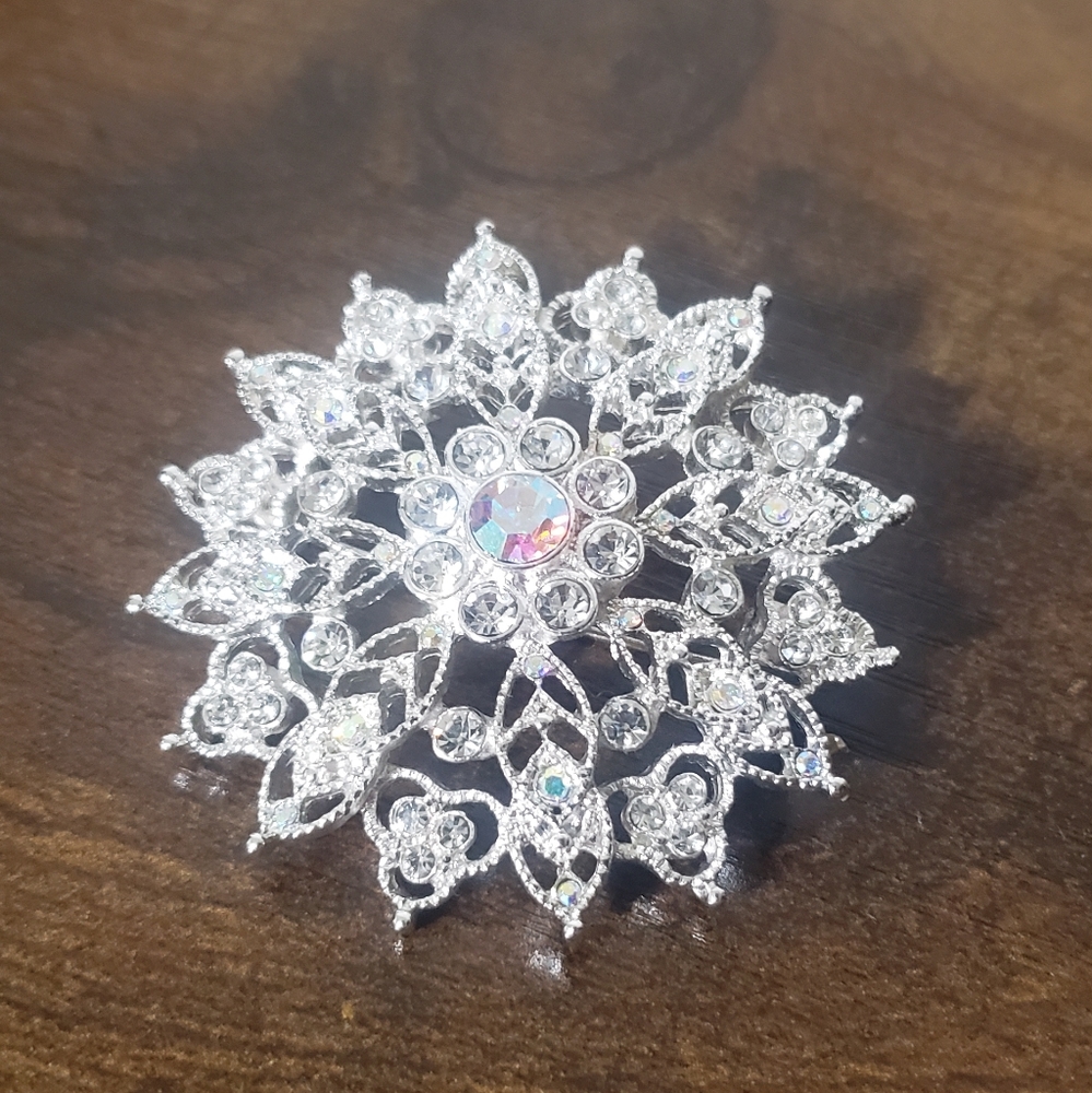 Brooch